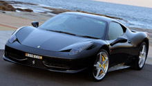 Черная Ferrari