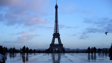 Эйфелева башня в Париже (Франция)